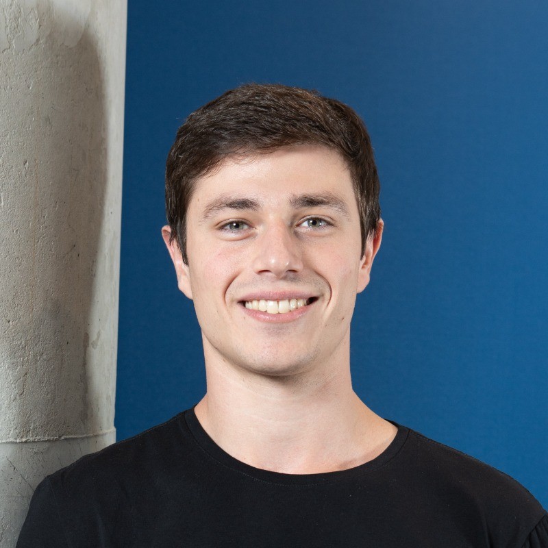 Head shot of Arthur Smolarsky