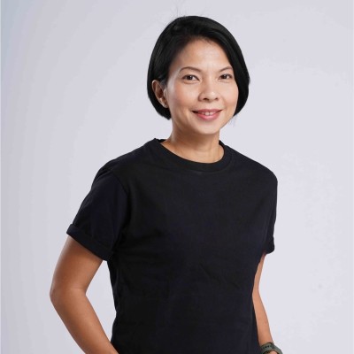 Headshot of Astrid Tampubolon