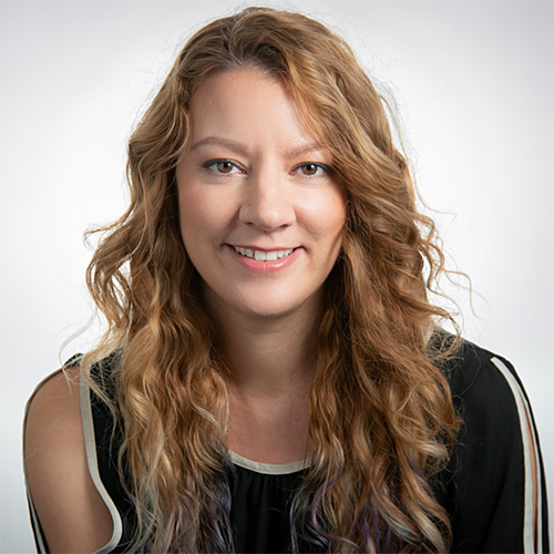 Headshot of Aurelie Gurerrieri